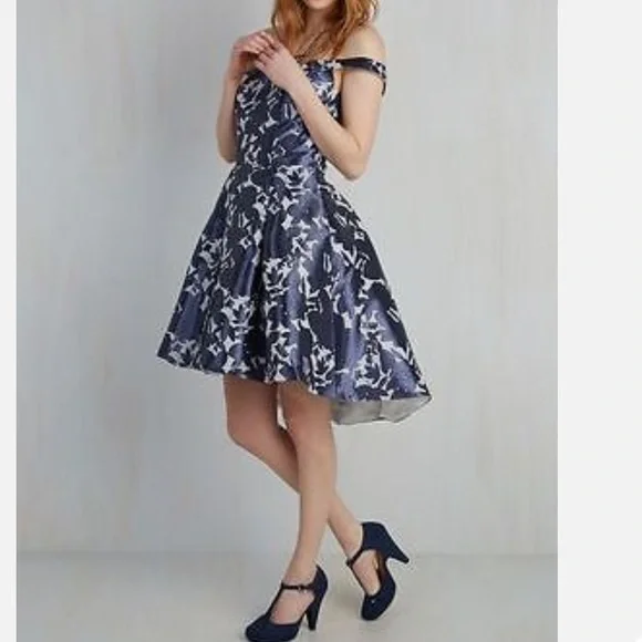 Chi Chi London | Dresses | Chi Chi London Plus Hilow Floral Print Midi Dress  In Blue Us24 | Poshmark